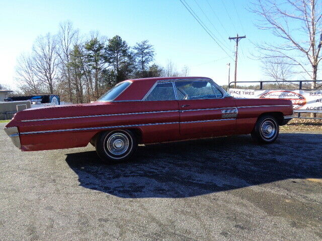 Oldsmobile Ninety-Eight 1962 image number 25