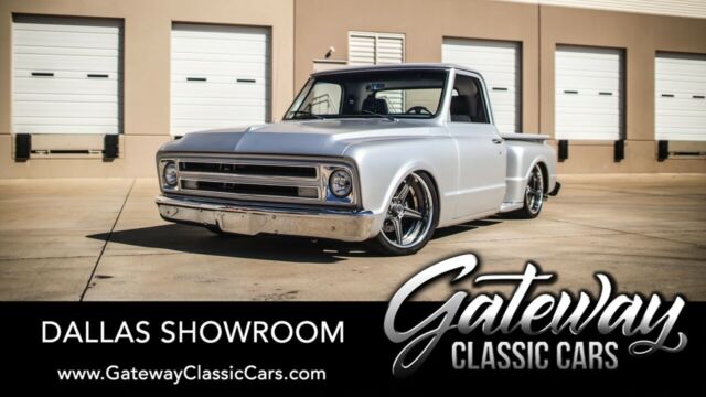 Chevrolet C-10 1967 image number 0