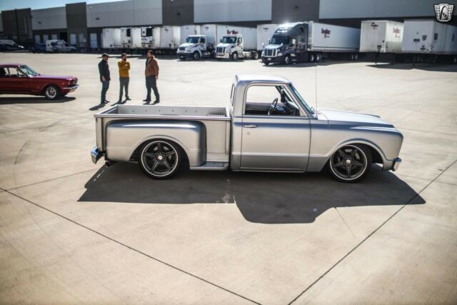 Chevrolet C-10 1967 image number 20