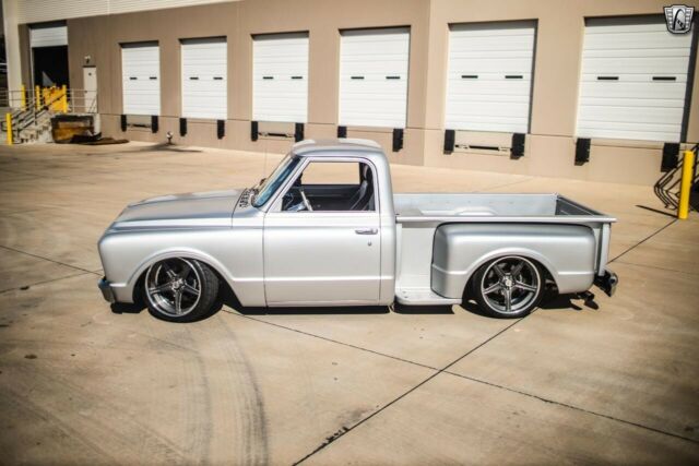 Chevrolet C-10 1967 image number 8