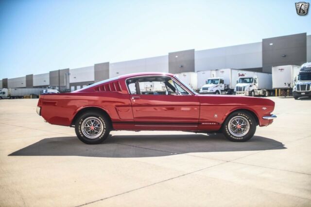 Ford Mustang 1966 image number 21