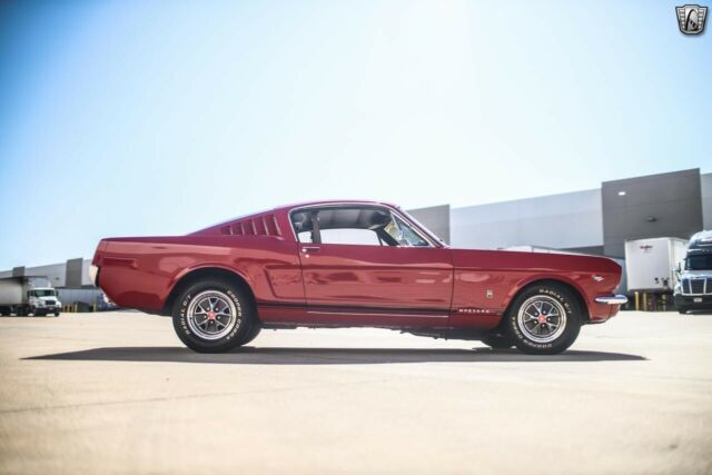 Ford Mustang 1966 image number 22