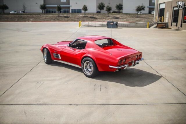 Chevrolet Corvette 1972 image number 11