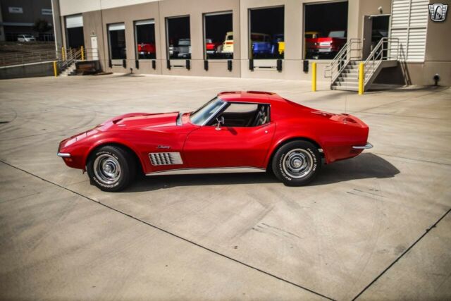 Chevrolet Corvette 1972 image number 32