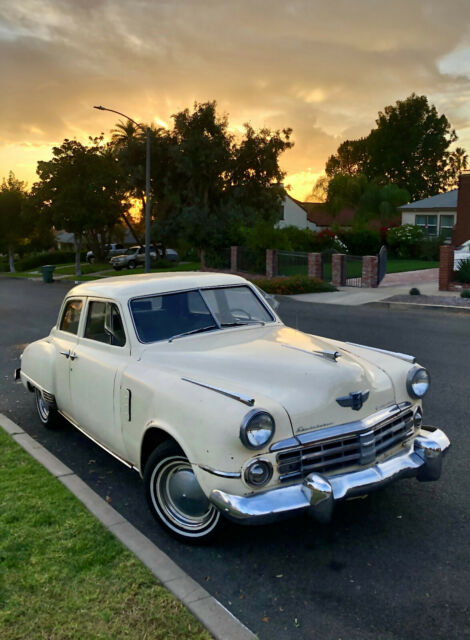 Studebaker Commander 1949 image number 12