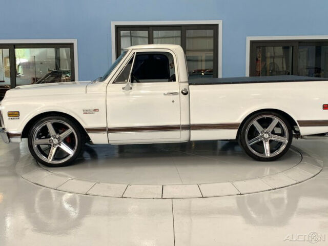 Chevrolet C10 Custom Deluxe 1972 image number 1