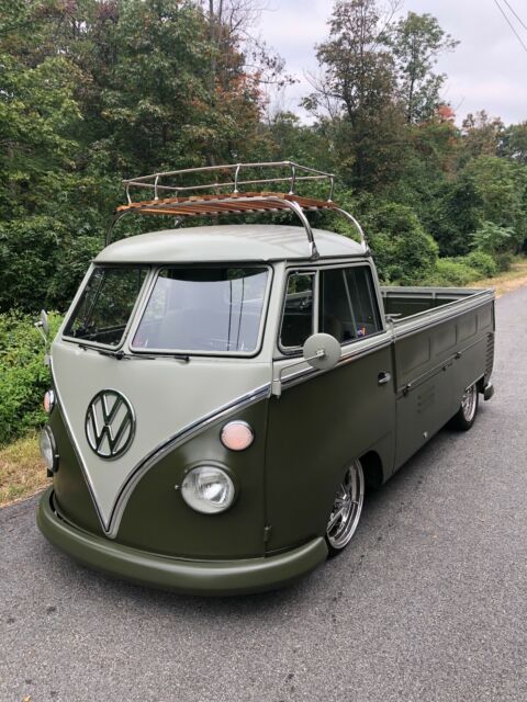 Volkswagen Bus/Vanagon 1964 image number 3