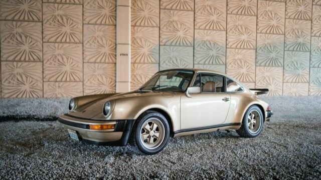 Porsche 911 1976 image number 46