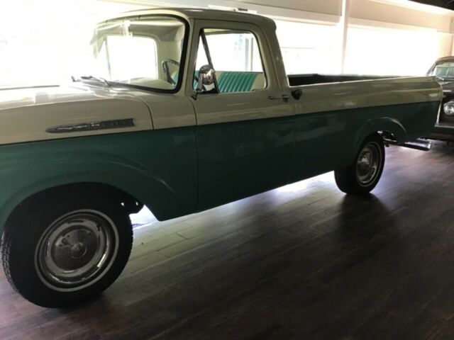 Ford F-100 1962 image number 2