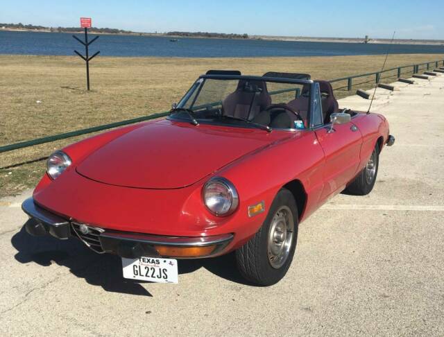 Alfa Romeo Spider 1974 image number 2