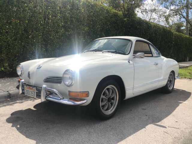 Volkswagen Karmann Ghia 1972 image number 1