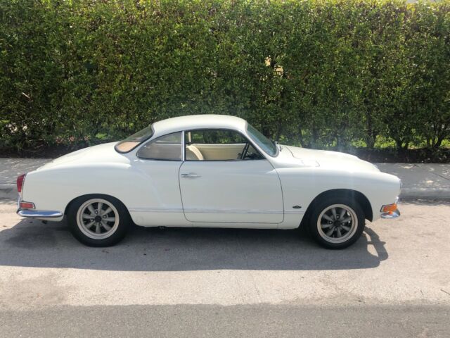 Volkswagen Karmann Ghia 1972 image number 13