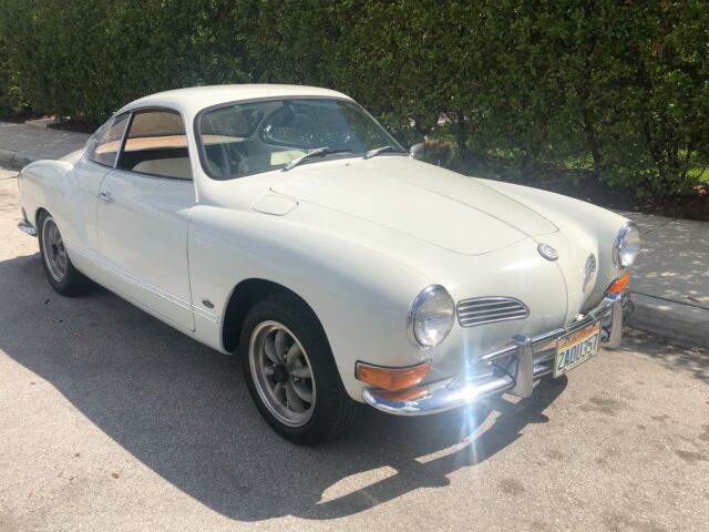 Volkswagen Karmann Ghia 1972 image number 14