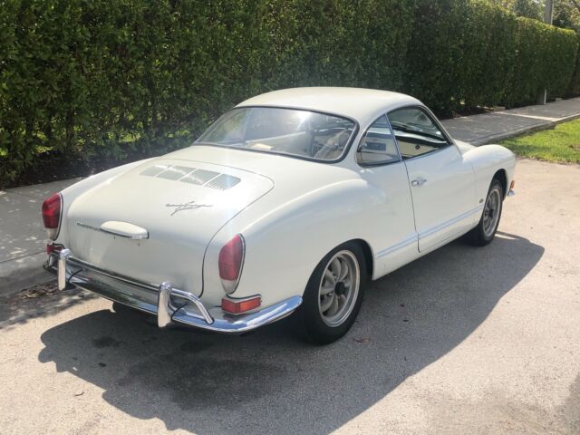 Volkswagen Karmann Ghia 1972 image number 15