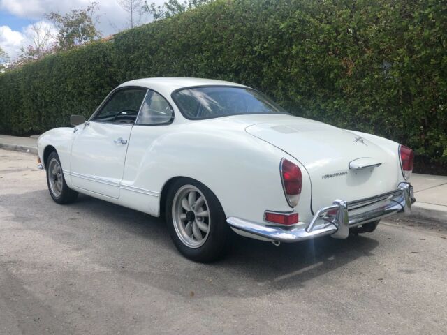 Volkswagen Karmann Ghia 1972 image number 27