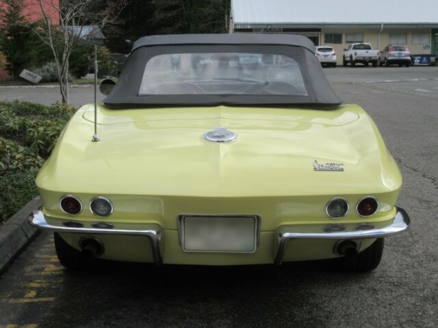 Chevrolet Corvette 1966 image number 29