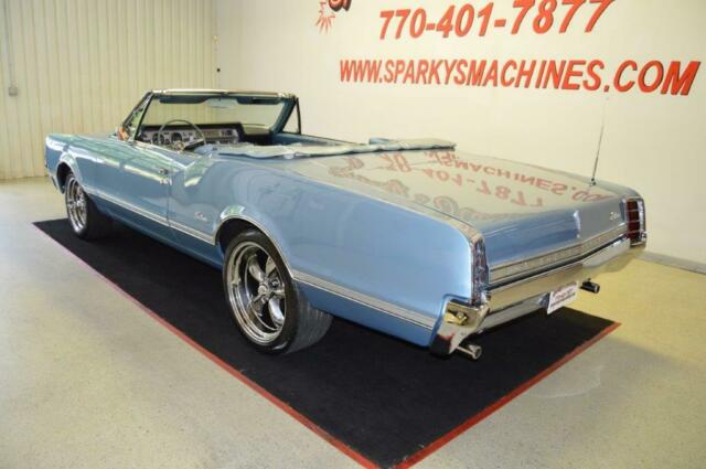 Oldsmobile Cutlass 1966 image number 8