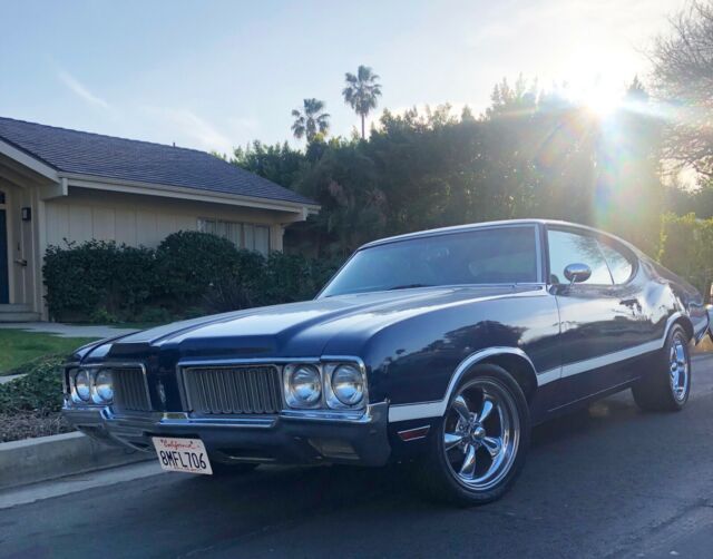 Oldsmobile Cutlass 1970 image number 1