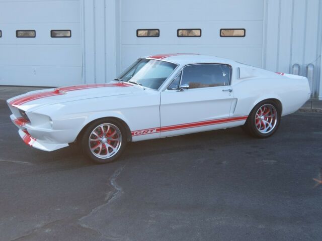 Ford Mustang 1967 image number 28