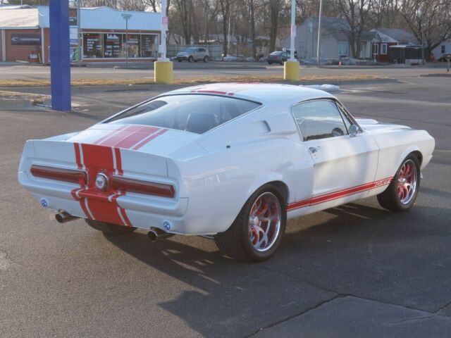 Ford Mustang 1967 image number 29