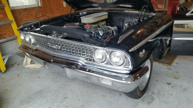 Ford Galaxie 1963 image number 19