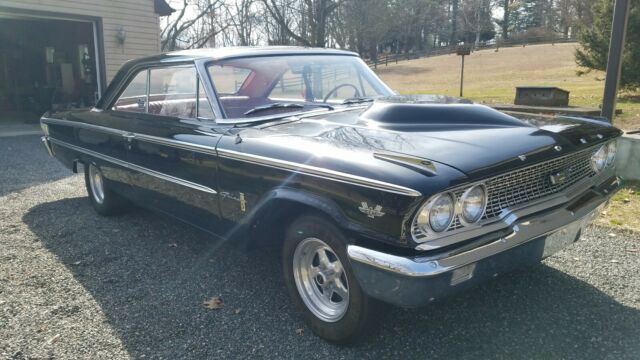 Ford Galaxie 1963 image number 26