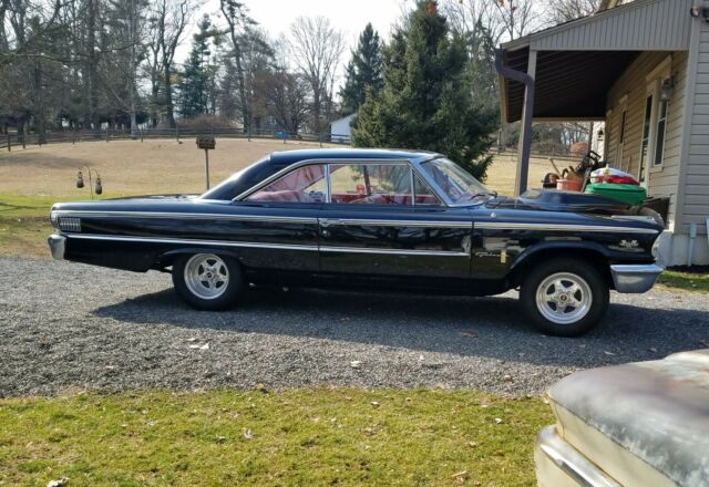 Ford Galaxie 1963 image number 27