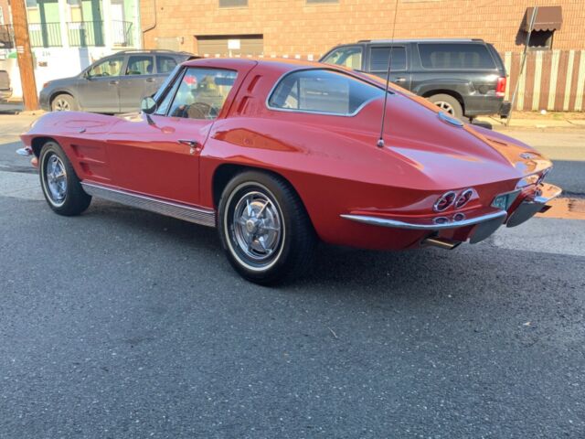 Chevrolet Corvette 1963 image number 20