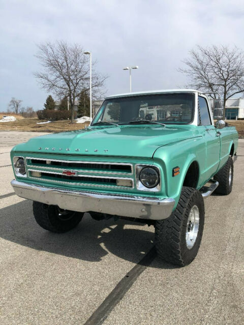 Chevrolet C/K Pickup 1500 1967 image number 0