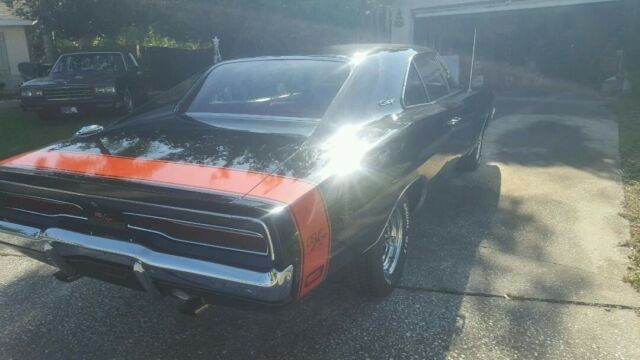 Dodge Charger 1969 image number 3