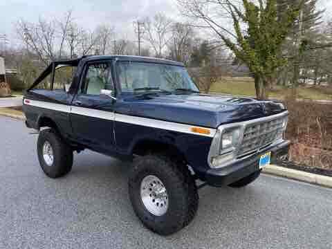 Ford Bronco 1979 image number 2