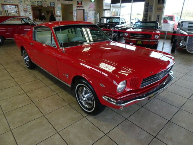 Ford Mustang 1966 image number 32