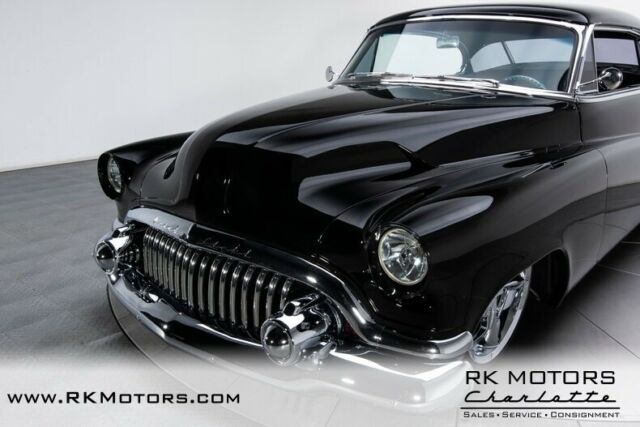 Buick Custom 1952 image number 34