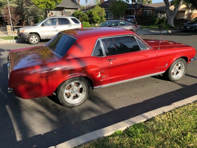 Ford Mustang 1967 image number 2