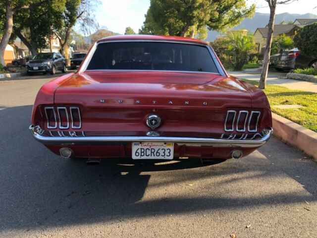 Ford Mustang 1967 image number 21