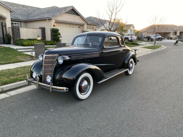 Chevrolet Chevy 1938 image number 18