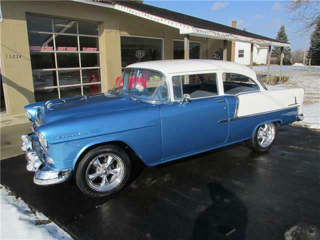 Chevrolet Bel Air/150/210 1955 image number 29