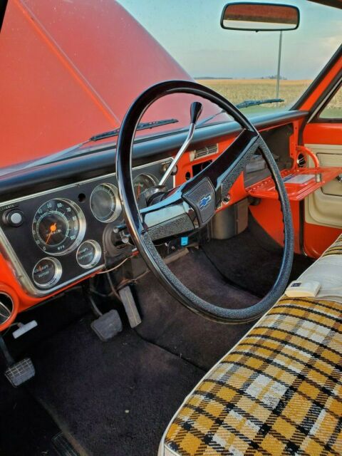 Chevrolet C/K Pickup 2500 1972 image number 10