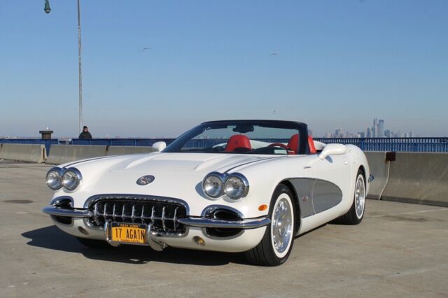 Chevrolet Corvette 1958 image number 21