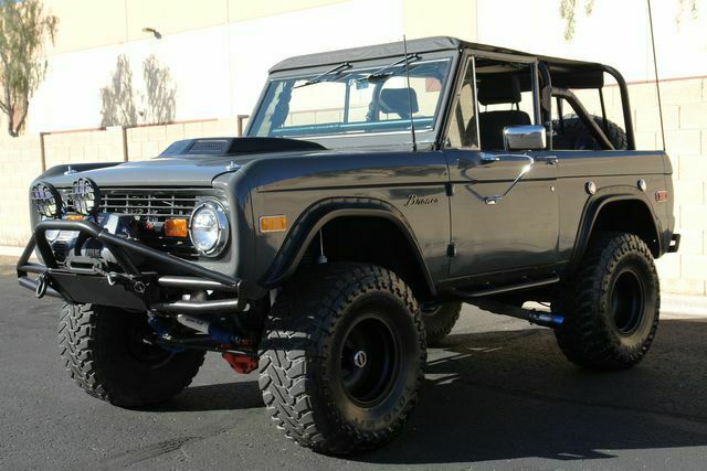 Ford Bronco 1973 image number 12