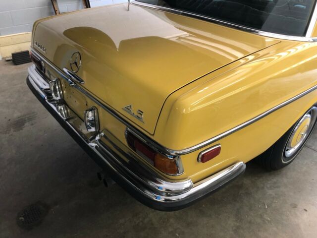 Mercedes-Benz 280se 1973 image number 38