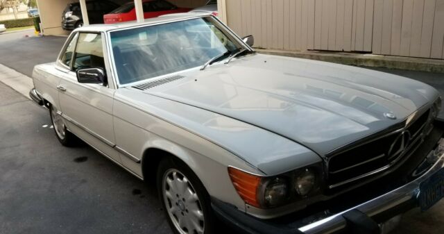 Mercedes-Benz 450SL 1977 image number 11