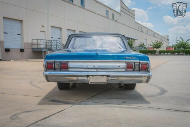 Plymouth Fury 1965 image number 12