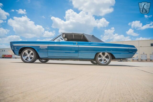 Plymouth Fury 1965 image number 31