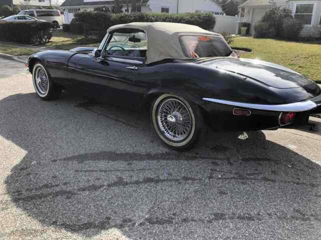 Jaguar XKE 1974 image number 24