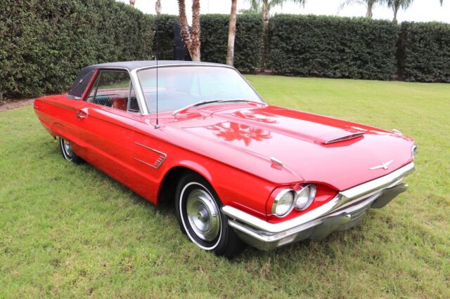 Ford Thunderbird 1965 image number 29