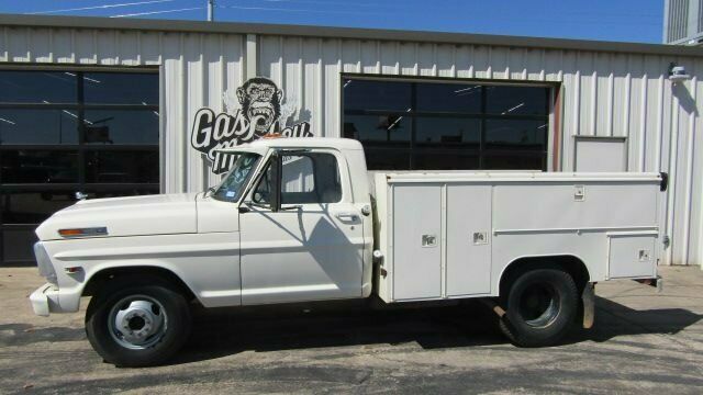 Ford F350 1969 image number 11