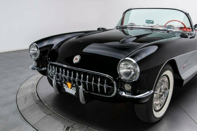 Chevrolet Corvette 1957 image number 16