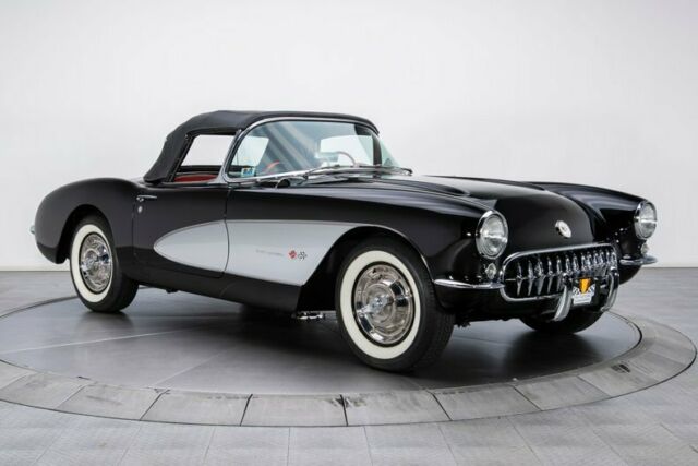 Chevrolet Corvette 1957 image number 33