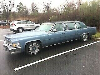 Cadillac Fleetwood 1977 image number 0